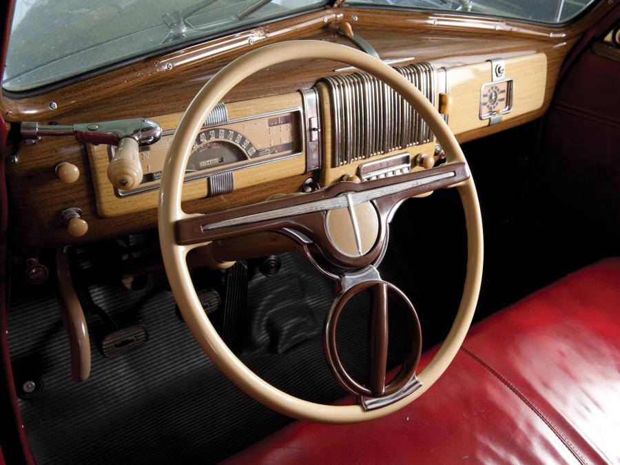  Chevrolet Special DeLuxe Convertible Coupe 1940 года  (фото 11 из 52)